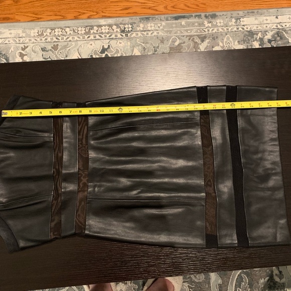 Cache Dress* - Picture 7 of 8